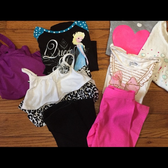 GAP Other - girls size 4 outfit bundle